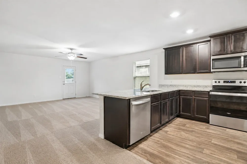 1040 Riverdale Cove Jarrell, TX 76537