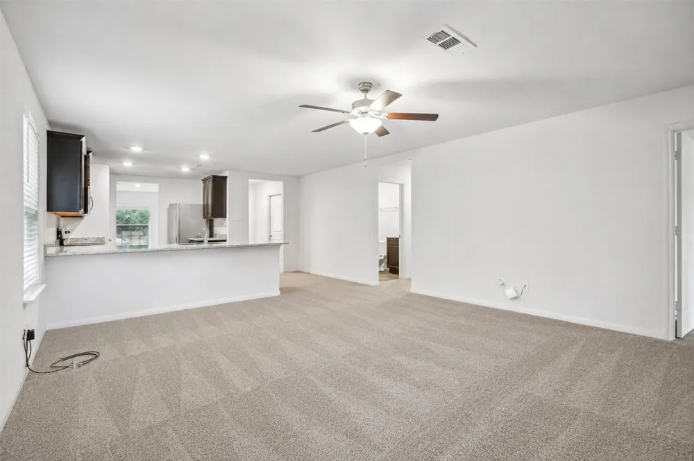 1040 Riverdale Cove Jarrell, TX 76537