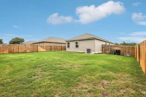 1040 Riverdale Cove