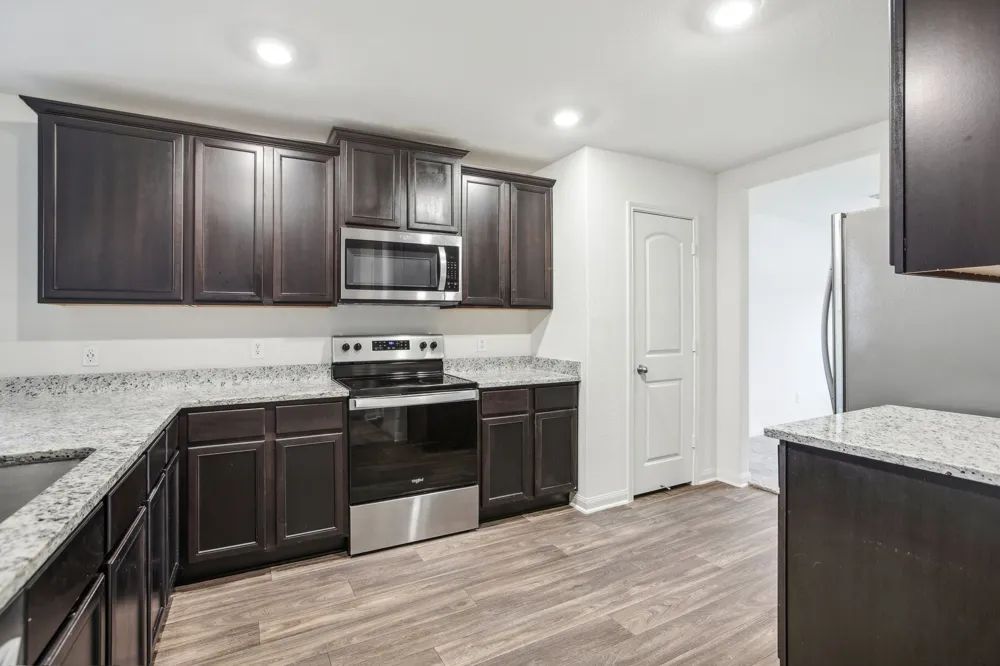 1040 Riverdale Cove Jarrell, TX 76537