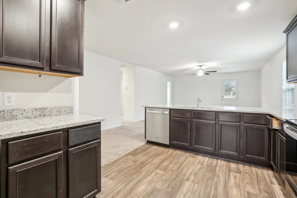 1040 Riverdale Cove Jarrell, TX 76537