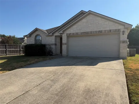 3401 Longhorn Trail