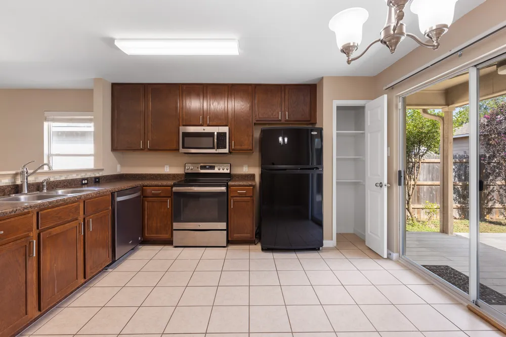 148 Grazing Horse Lane Manchaca, TX 78652