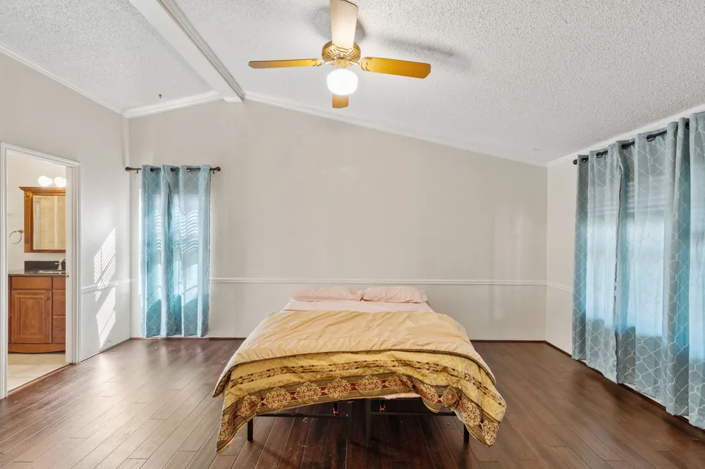 1151 Live Oak Trail Liberty Hill, TX 78642
