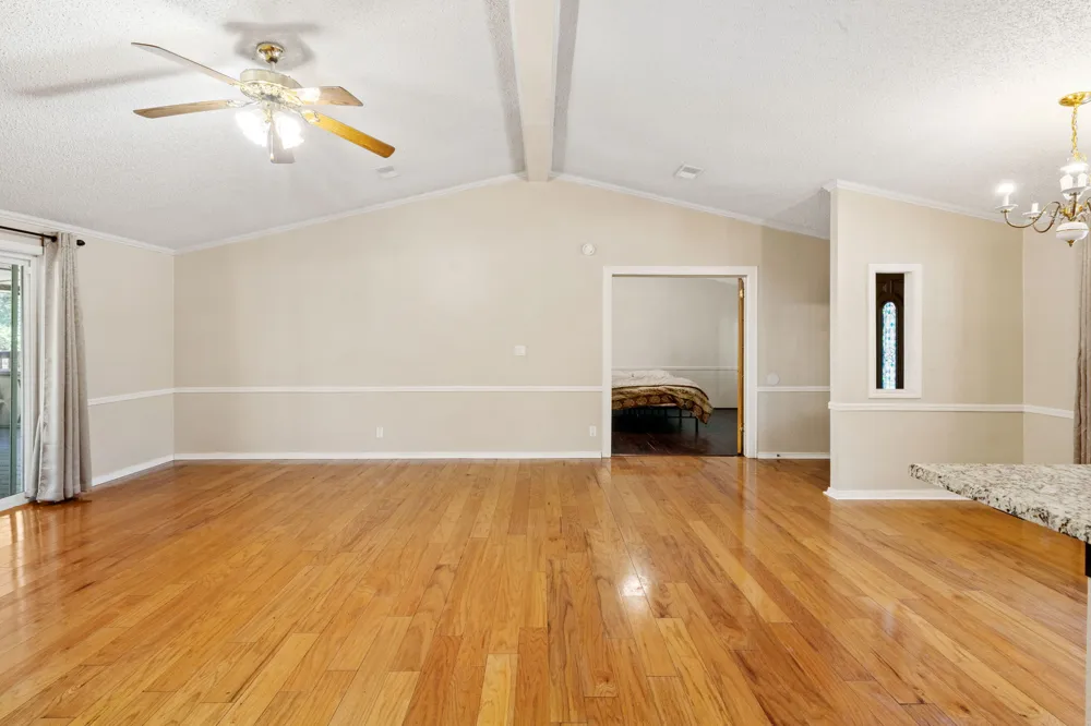 1151 Live Oak Trail Liberty Hill, TX 78642