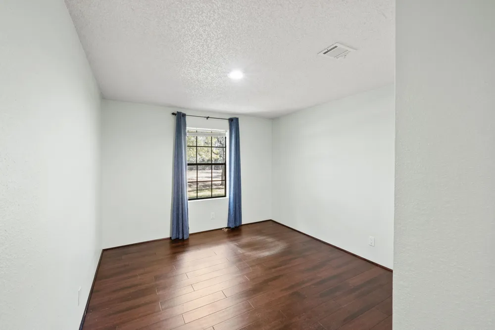 1151 Live Oak Trail Liberty Hill, TX 78642