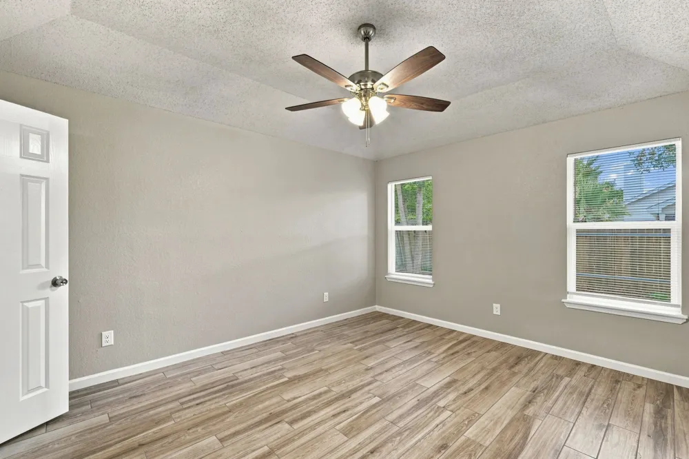 106 Hague Street Hutto, TX 78634
