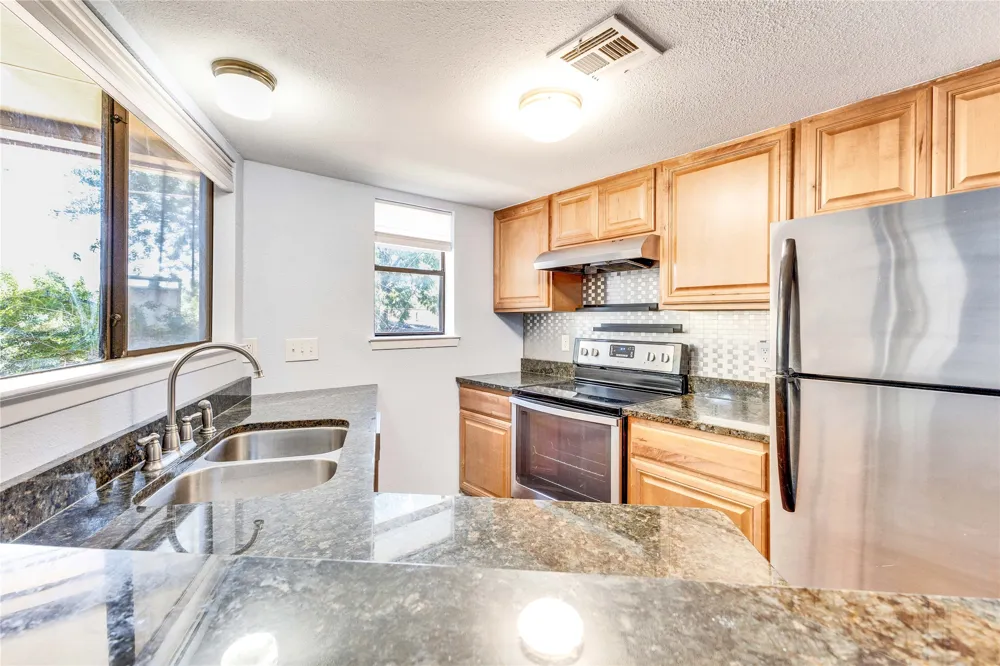 2500 Burleson Road #703 Austin, TX 78741