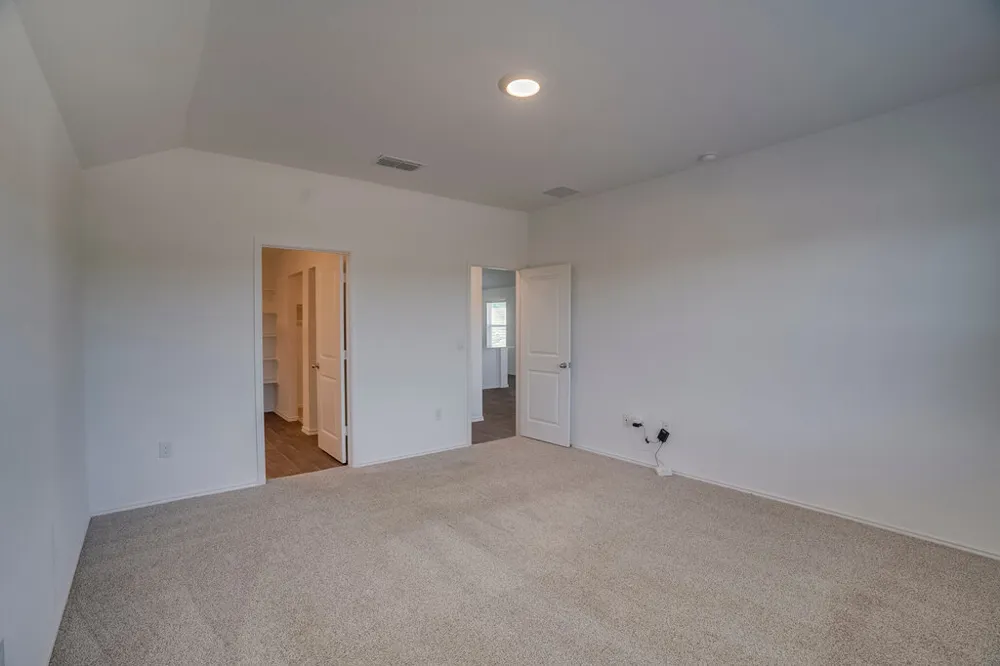12317 Silversmith Lane Mustang Ridge, TX 78610