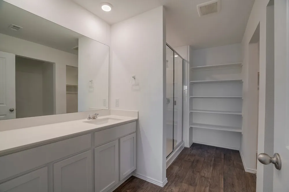 12317 Silversmith Lane Mustang Ridge, TX 78610