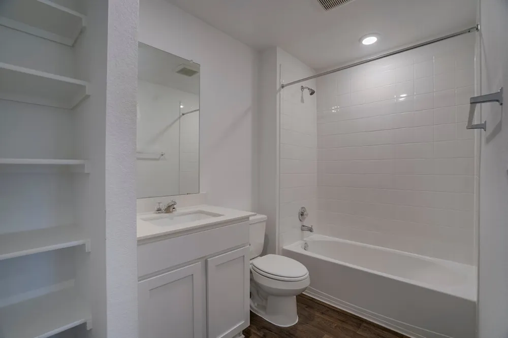 12317 Silversmith Lane Mustang Ridge, TX 78610