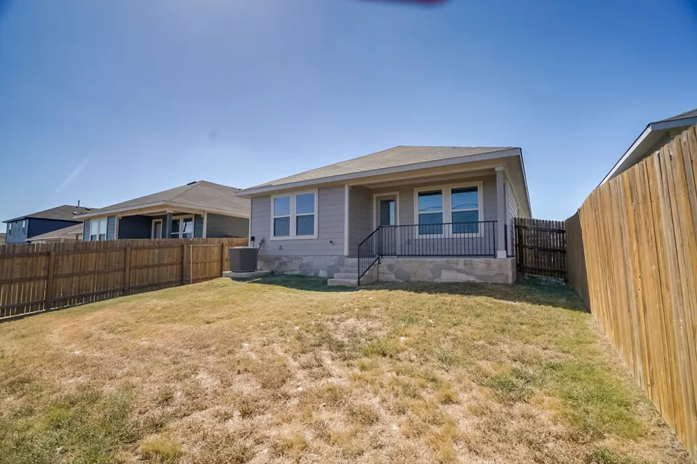 12317 Silversmith Lane Mustang Ridge, TX 78610