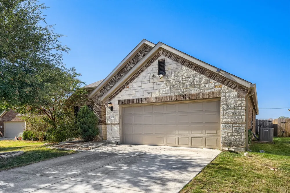 5636 Corsica Loop Round Rock, TX 78665