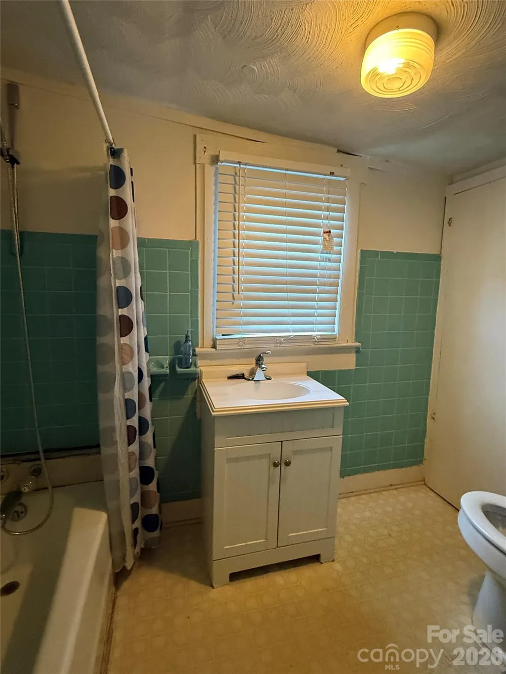 426 Bouchelle Street Morganton, NC 28655