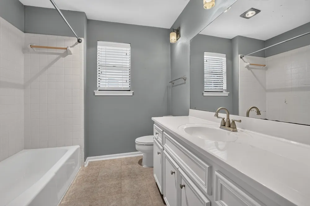 3845 Ranch Road 2222 #32 Austin, TX 78731