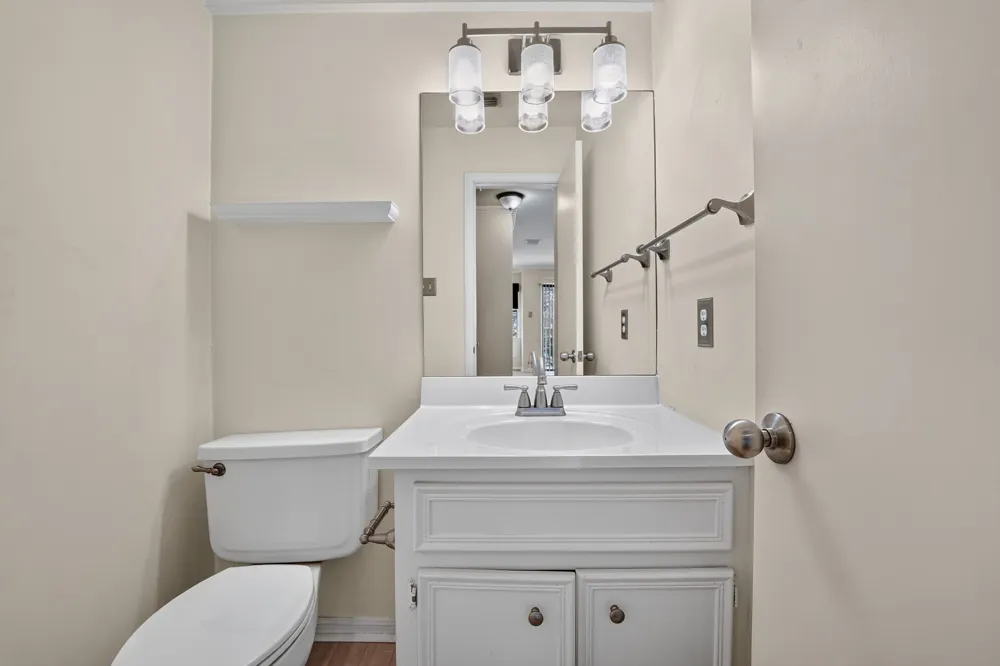 3845 Ranch Road 2222 #32 Austin, TX 78731