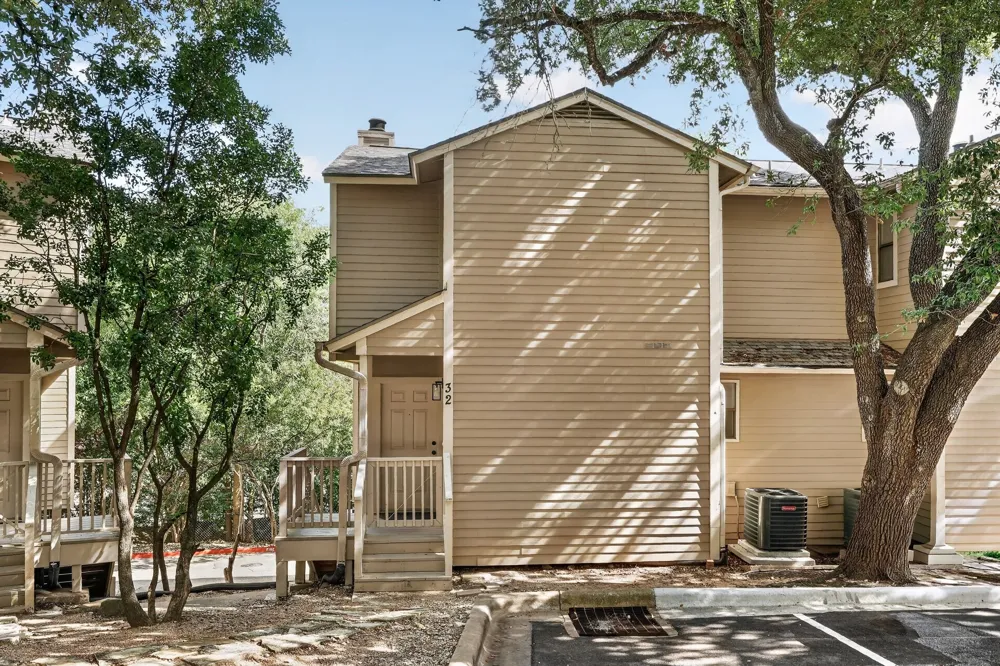 3845 Ranch Road 2222 #32 Austin, TX 78731