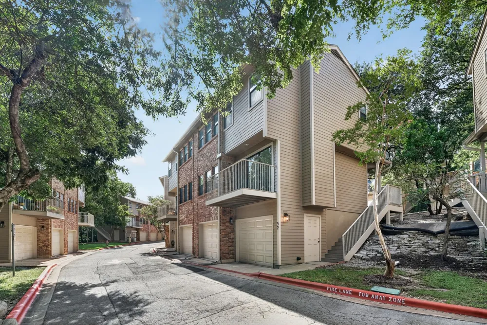 3845 Ranch Road 2222 #32 Austin, TX 78731