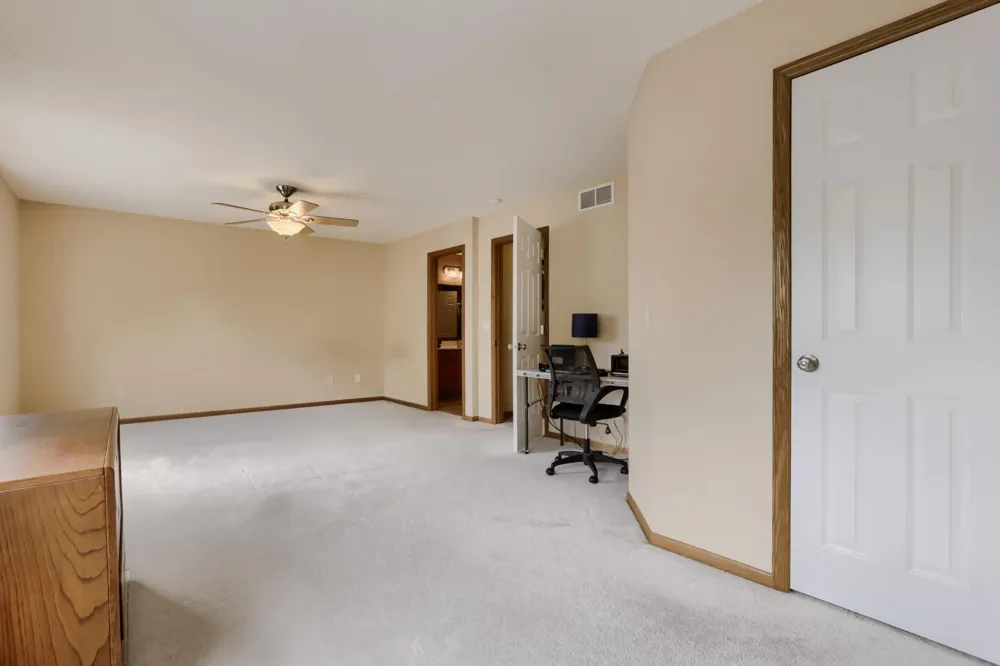 18087 Vance Circle NW Elk River, MN 55330