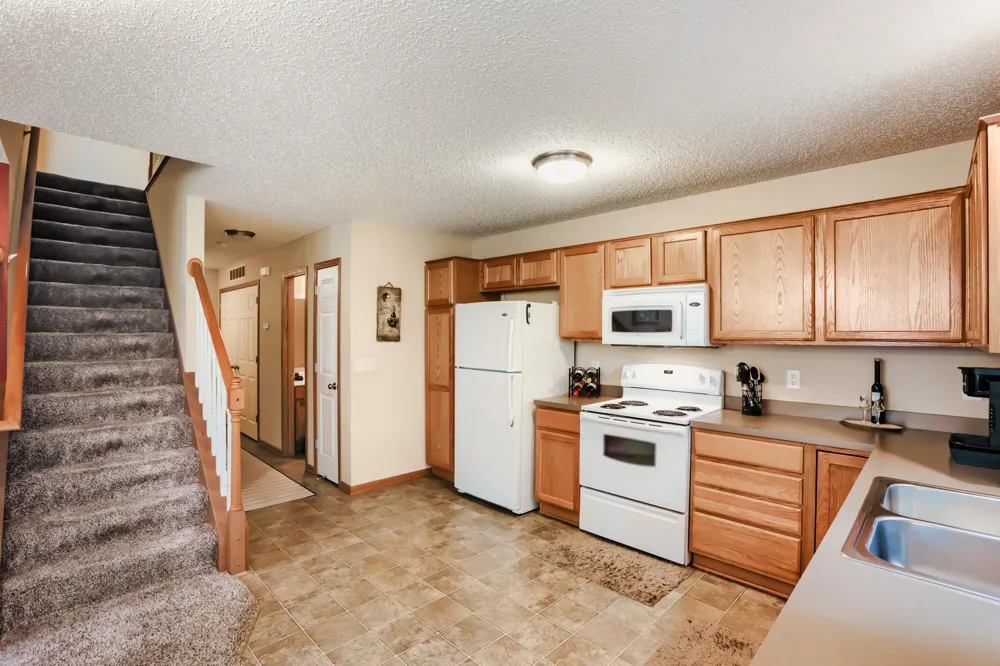 18087 Vance Circle NW Elk River, MN 55330
