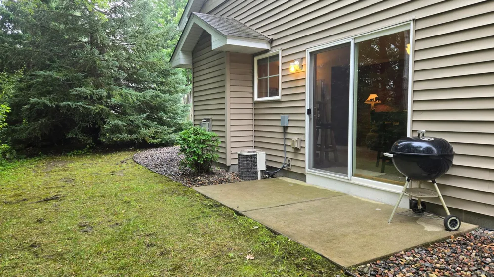 18087 Vance Circle NW Elk River, MN 55330