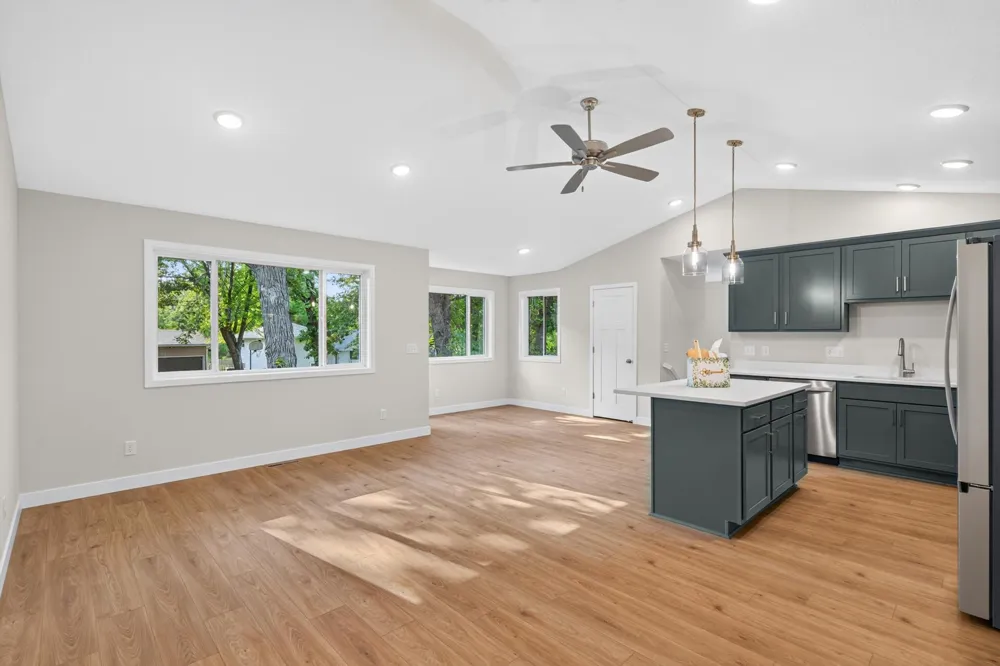 515 Farrell Street Maplewood, MN 55119