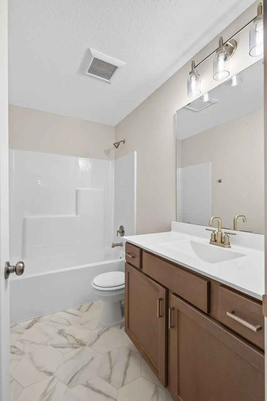 515 Farrell Street Maplewood, MN 55119