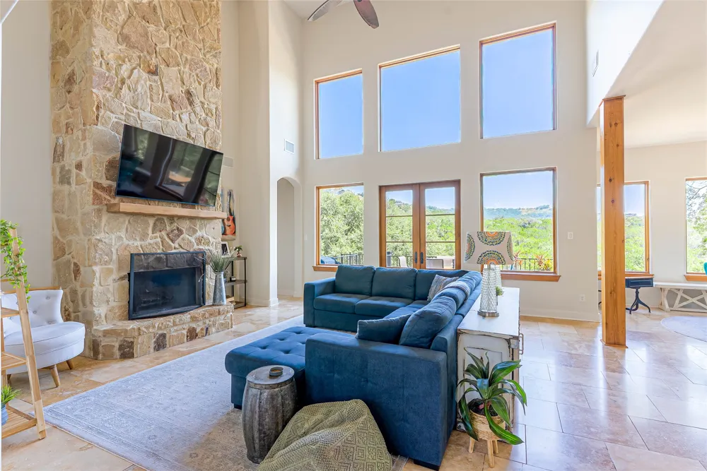 18202 W Reed Parks Road Jonestown, TX 78645
