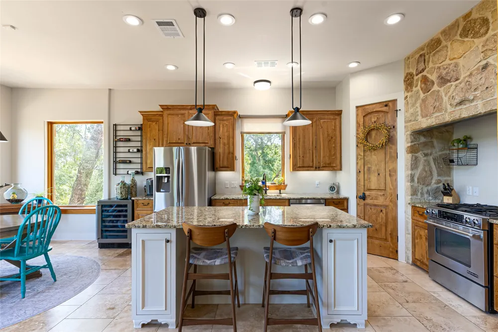18202 W Reed Parks Road Jonestown, TX 78645
