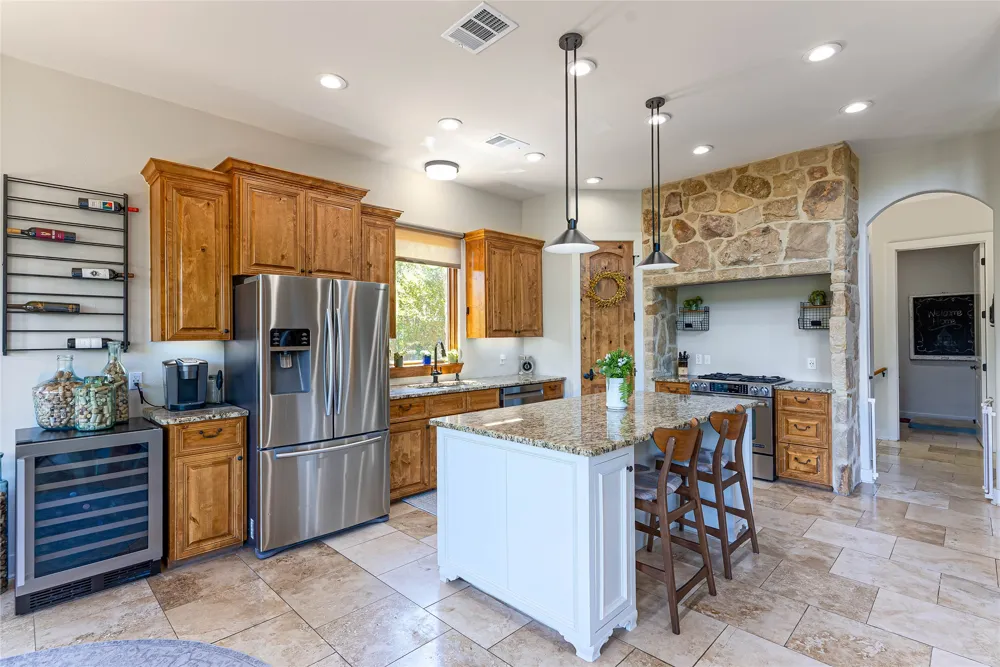 18202 W Reed Parks Road Jonestown, TX 78645