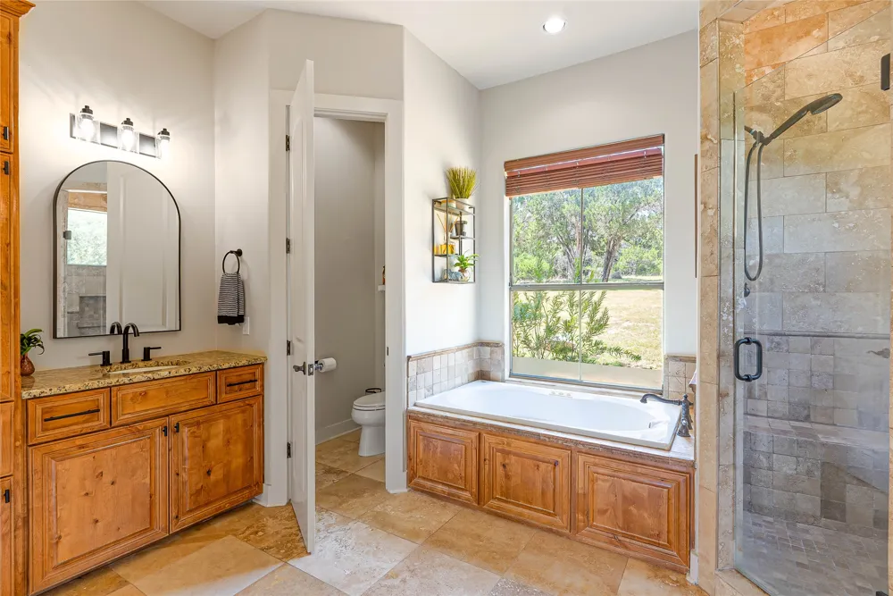 18202 W Reed Parks Road Jonestown, TX 78645