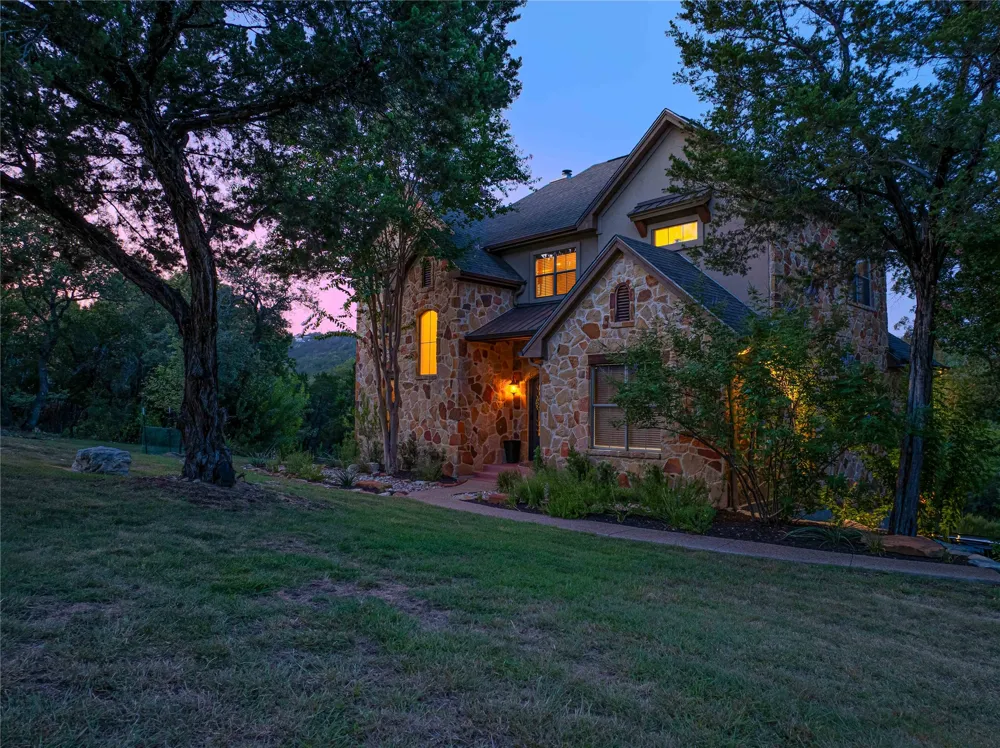 18202 W Reed Parks Road Jonestown, TX 78645