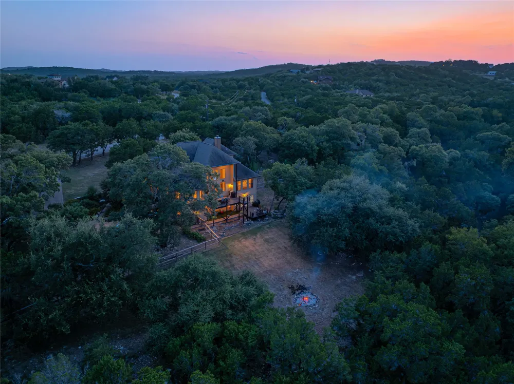 18202 W Reed Parks Road Jonestown, TX 78645