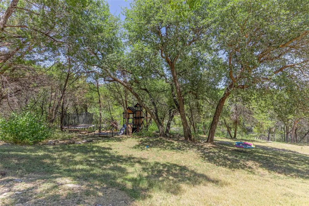 18202 W Reed Parks Road Jonestown, TX 78645