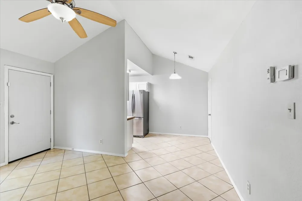 4307 S 1st Street #206 Austin, TX 78745