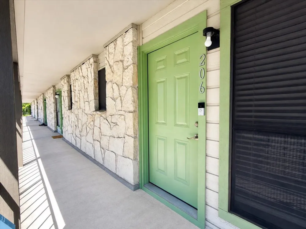 4307 S 1st Street #206 Austin, TX 78745