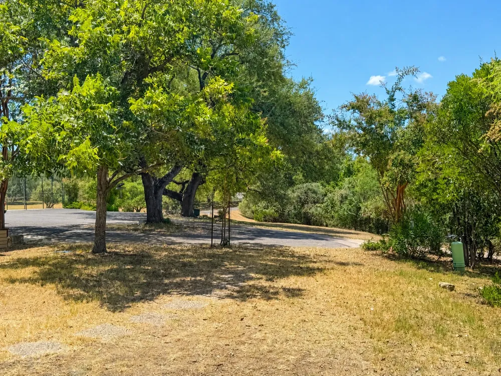 5 Courtside Lane Spicewood, TX 78669