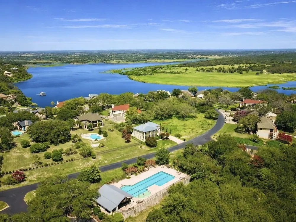 5 Courtside Lane Spicewood, TX 78669
