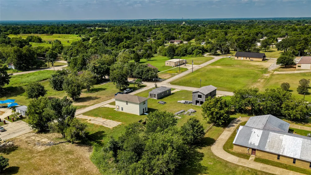 213 E 4th Street Rockdale, TX 76567