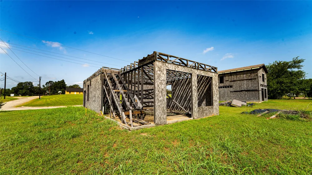 213 E 4th Street Rockdale, TX 76567