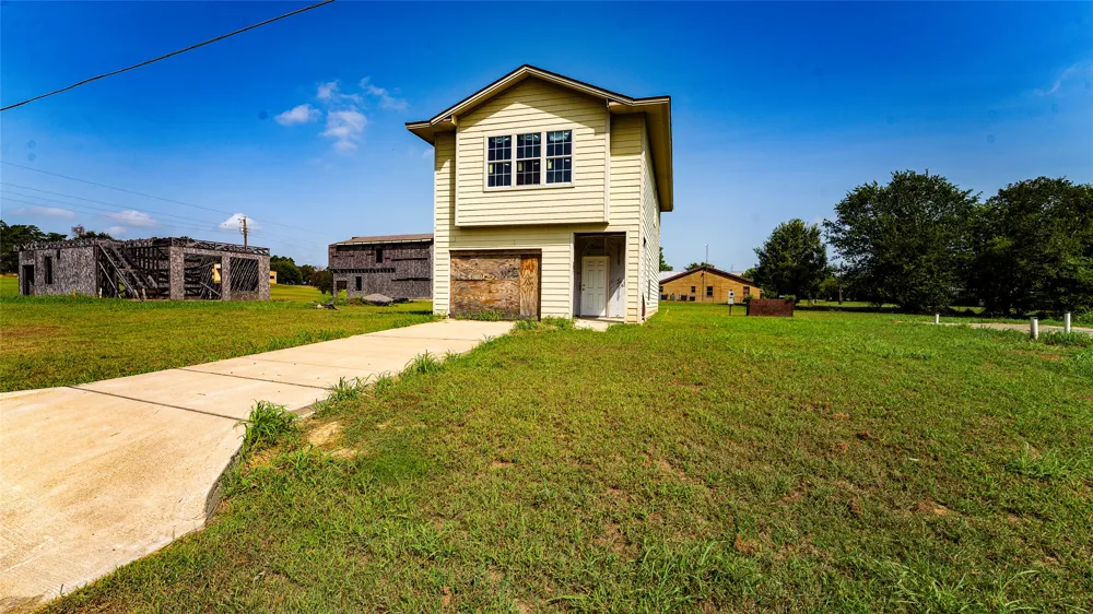 213 E 4th Street Rockdale, TX 76567