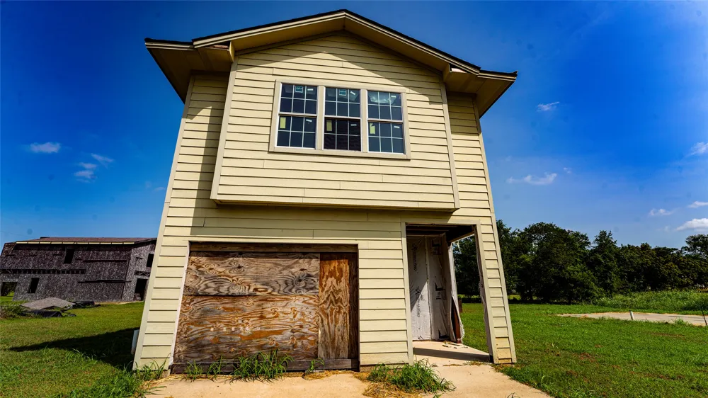 213 E 4th Street Rockdale, TX 76567