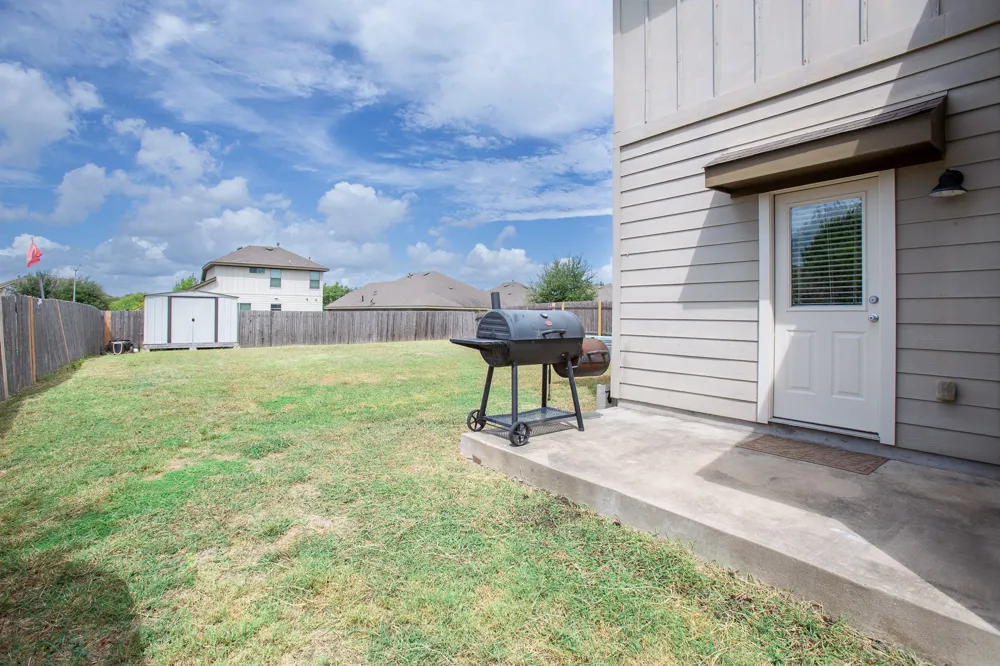 443 Dragon Ridge Road Buda, TX 78610
