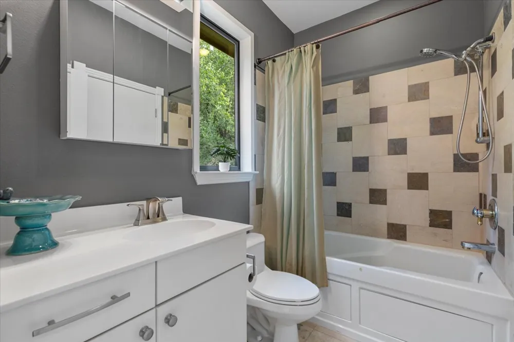 3510 Wendel Cove #5 Austin, TX 78731