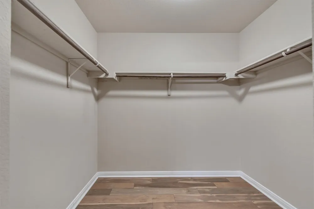 176 Dusky Thrush Drive Kyle, TX 78640