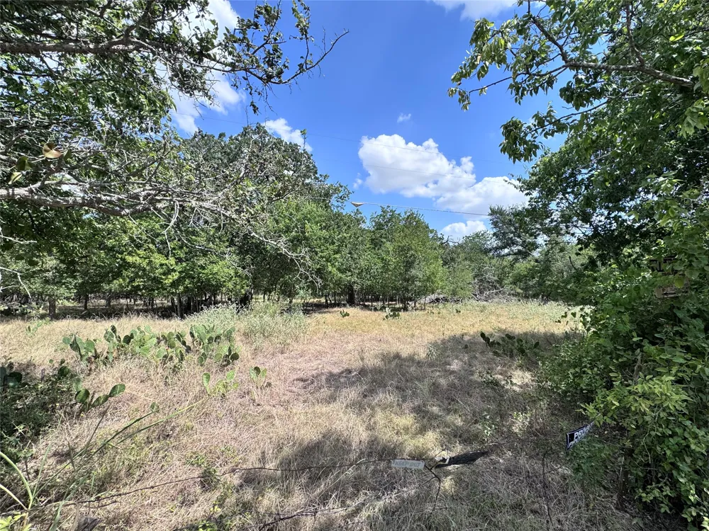 CR 414 Buckholts, TX 76518