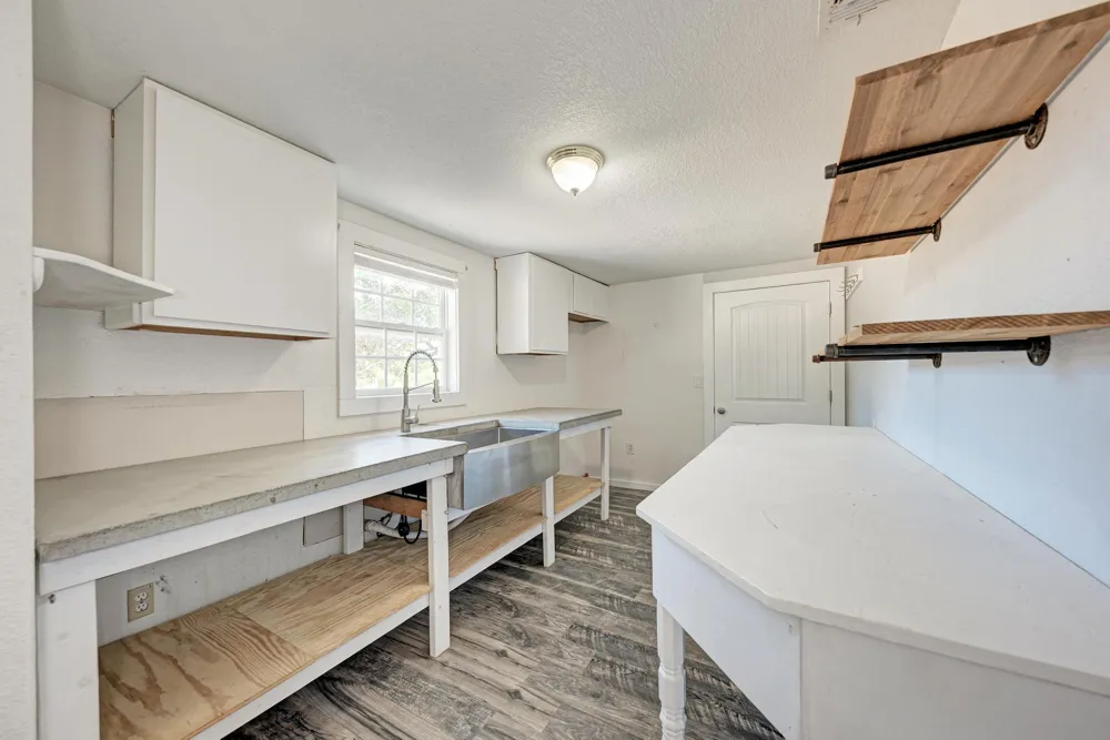 2812 County Road 205 Lampasas, TX 76550