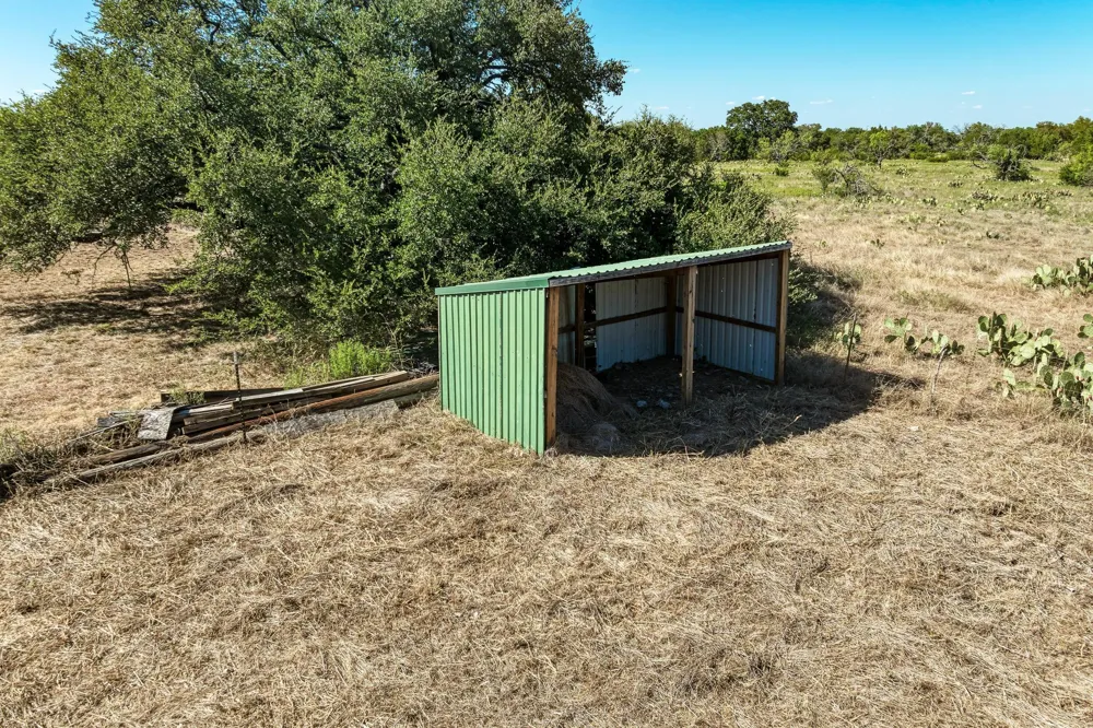 2812 County Road 205 Lampasas, TX 76550