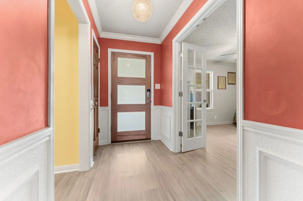 9702 Beauchamp Square Austin, TX 78729