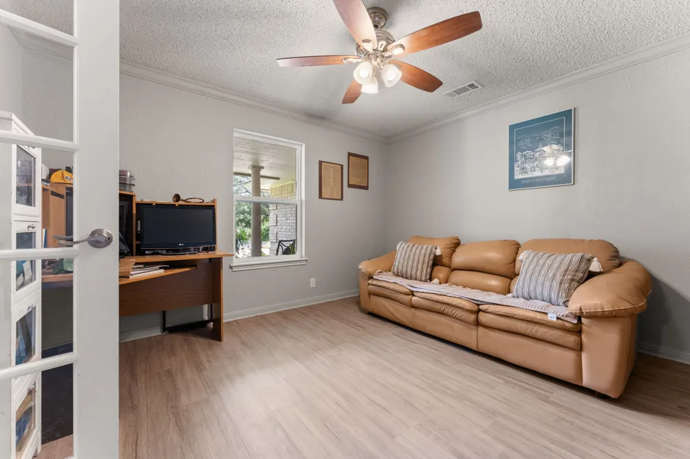 9702 Beauchamp Square Austin, TX 78729